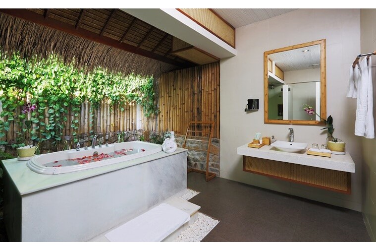 Phòng Bungalow Double Beach Front 